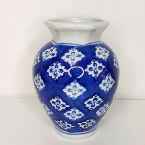 Blue & White Floral Vase Ceramic 5 3/4" Silvestri